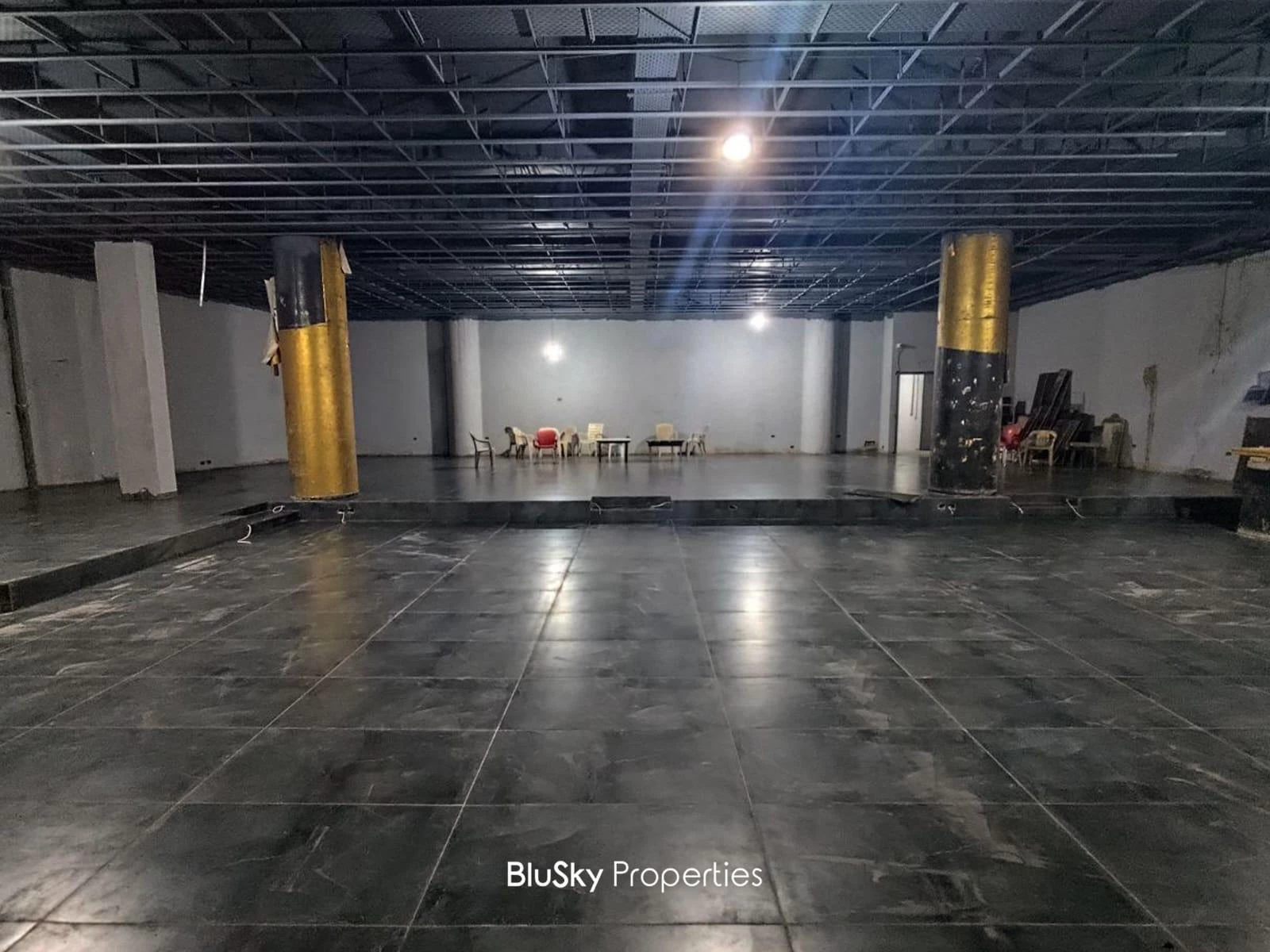 Shop 450m² for Rent in Kaslik — الصورة 3
