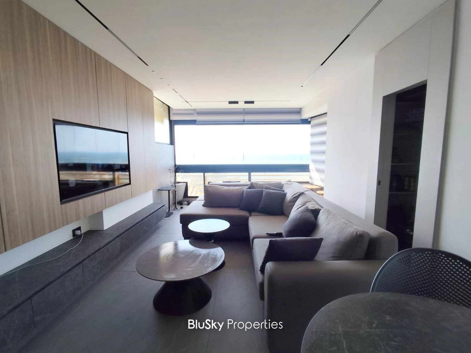 Apartment 77m² with Sea View for Sale in Kaslik