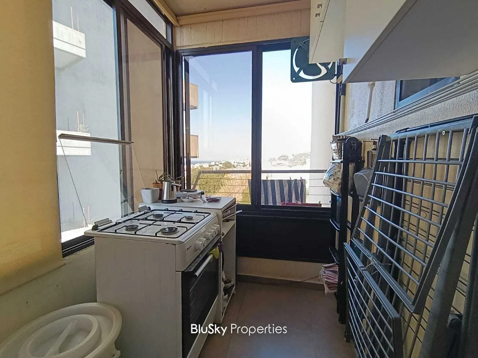 Apartment 150m² Mountain View for Sale in Kfaryassine — الصورة 5