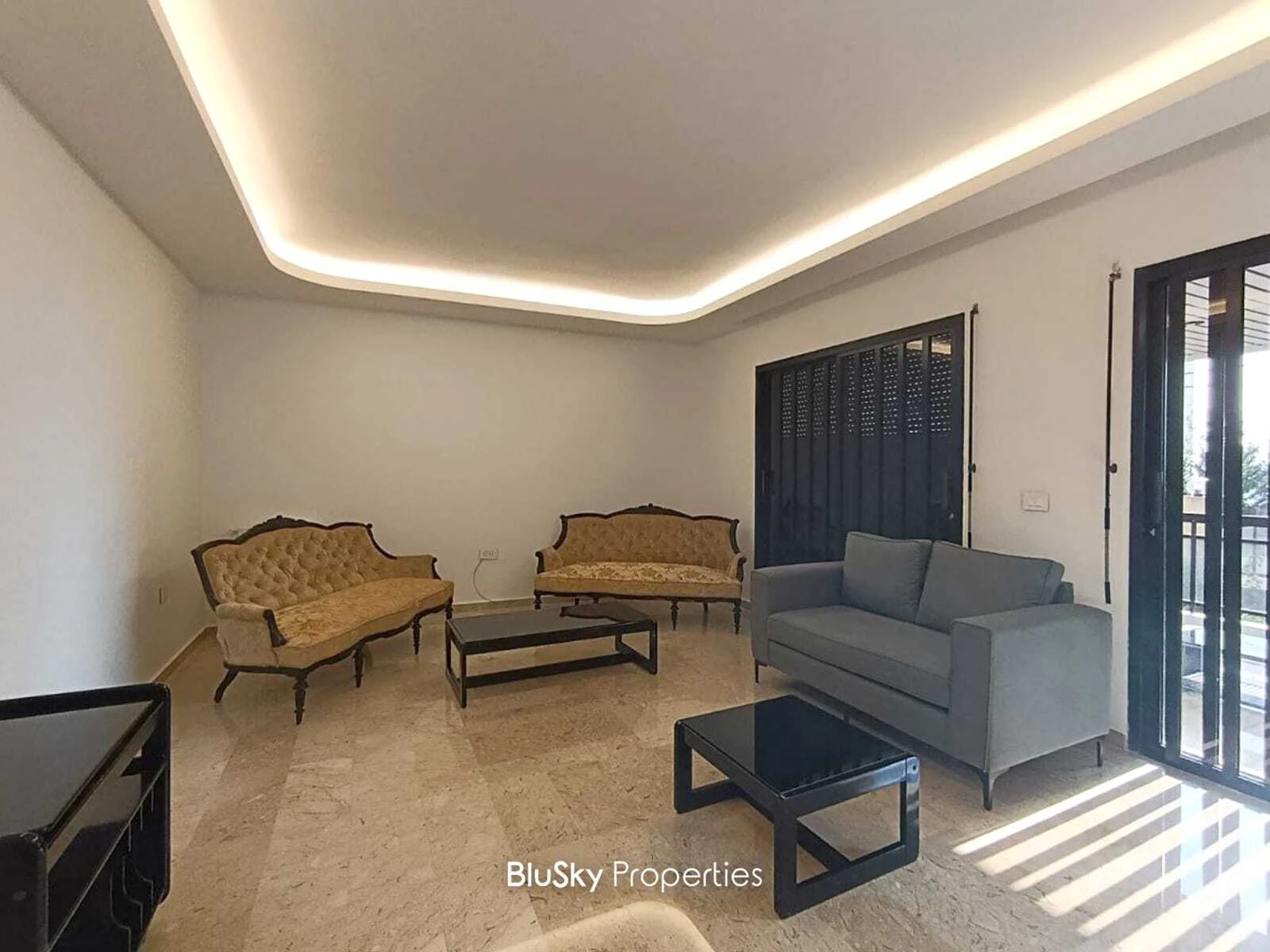 Apartment 230m² Sea View for Rent in Kfarhbab