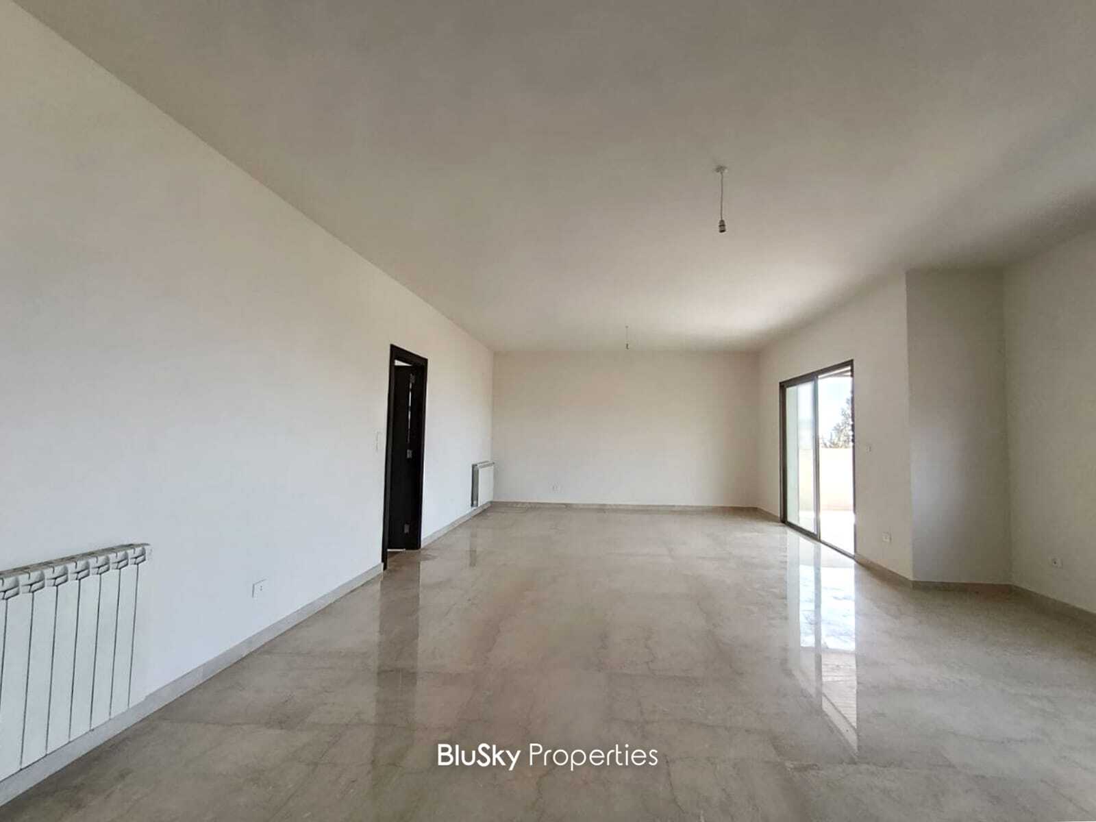 Apartment 234m² Terrace for Sale in Kfarhbab