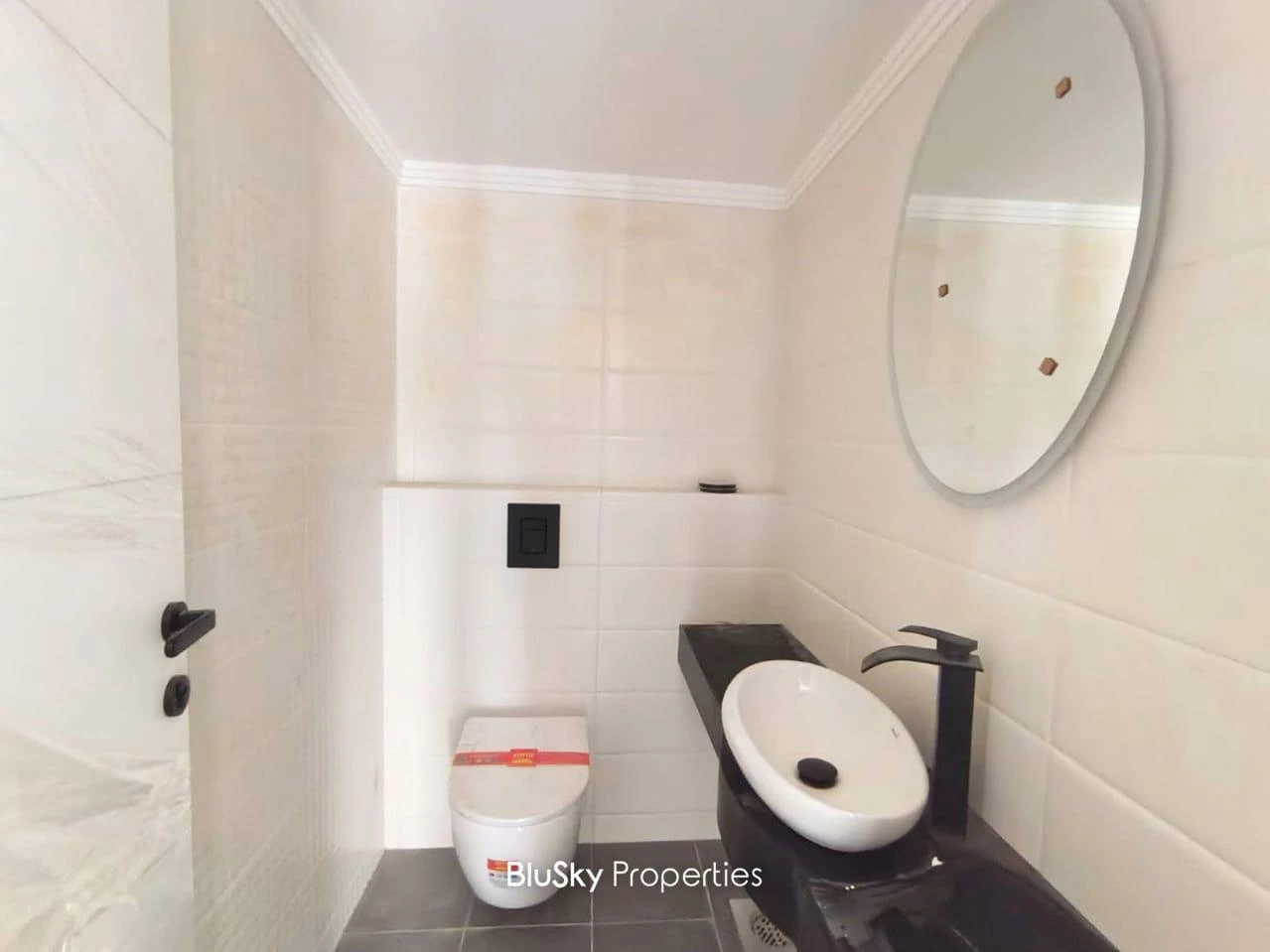 Apartment 250m² Sea View for Rent in Kfarhbab — photo 5