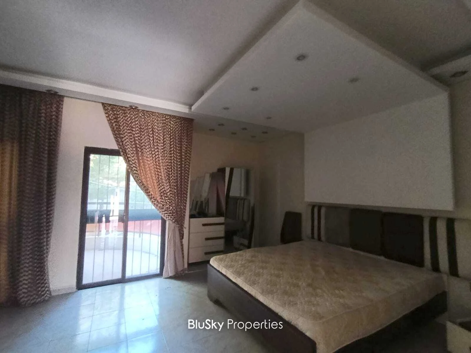 Apartment 260m² Sea View for Sale in Kfarhbab — photo 4