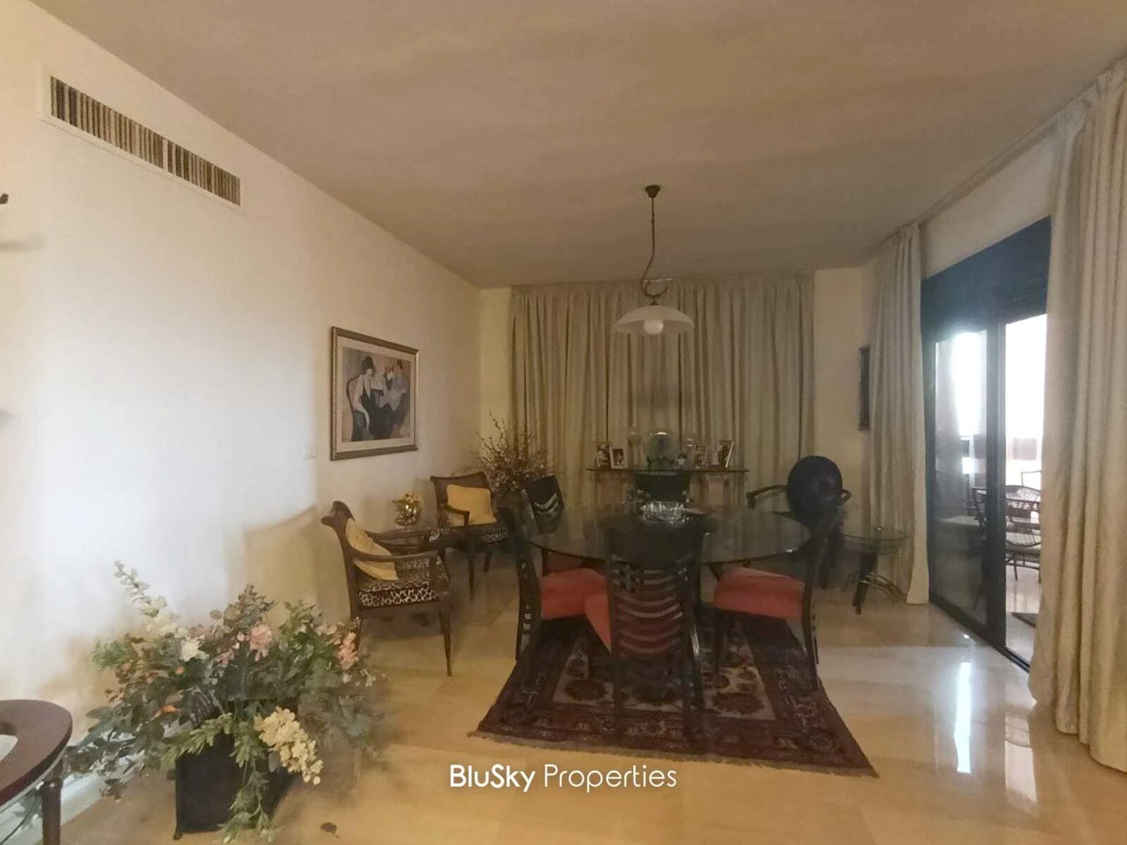Apartment 335m² Sea View for Sale in Kfarhbab — photo 3