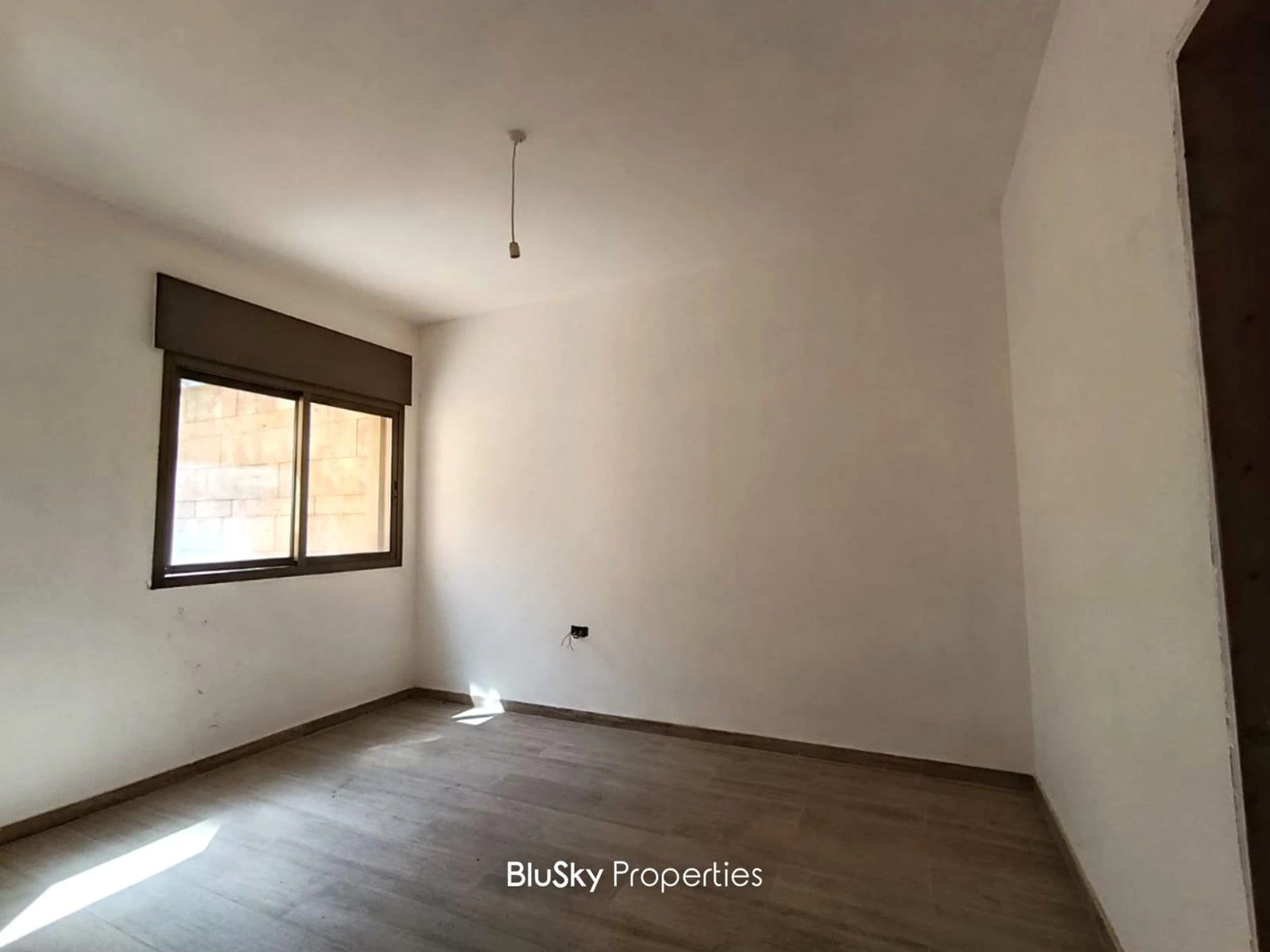 Duplex 345m² Terrace for Sale in Kfarhbab — photo 5