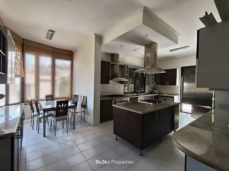 Apartment 430m² Sea View for Sale or Rent in Kfarhbab — photo 4
