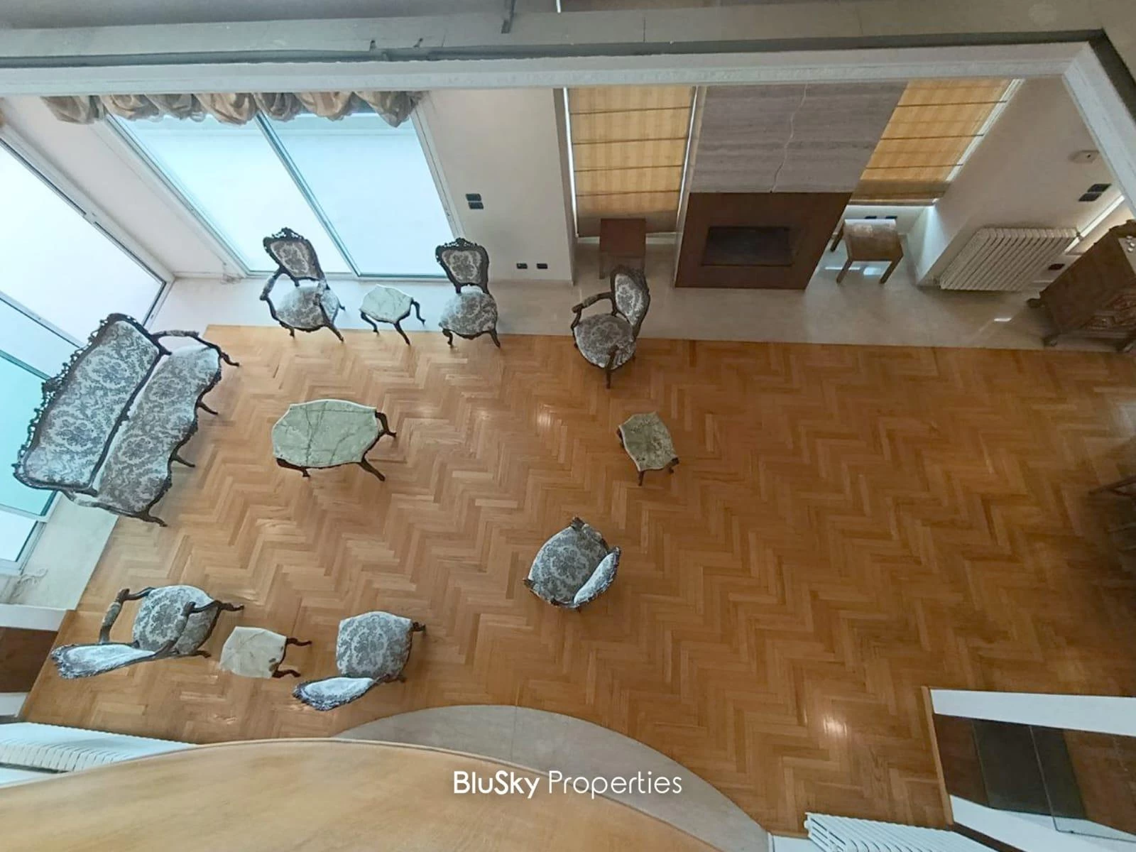 Duplex 700m² Sea View for Sale or Rent in Kfarhbab — photo 2