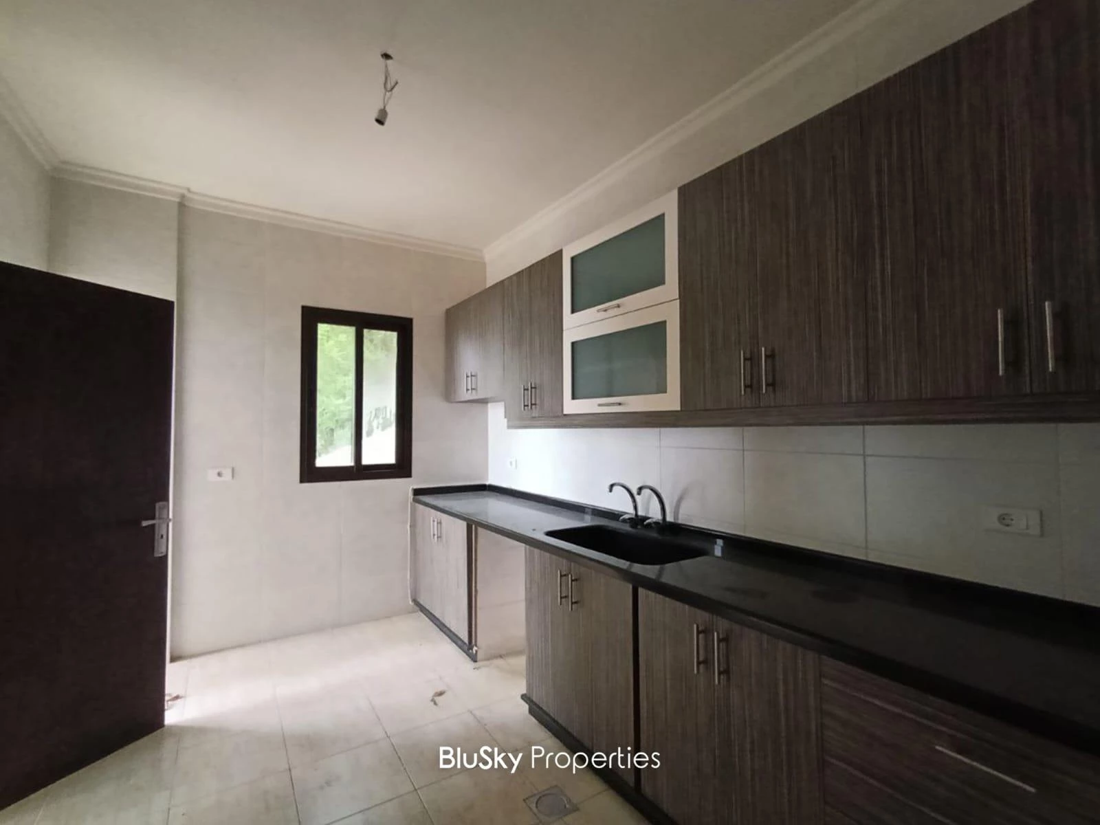 Apartment 140m² Terrace for Sale in Kfour — photo 4
