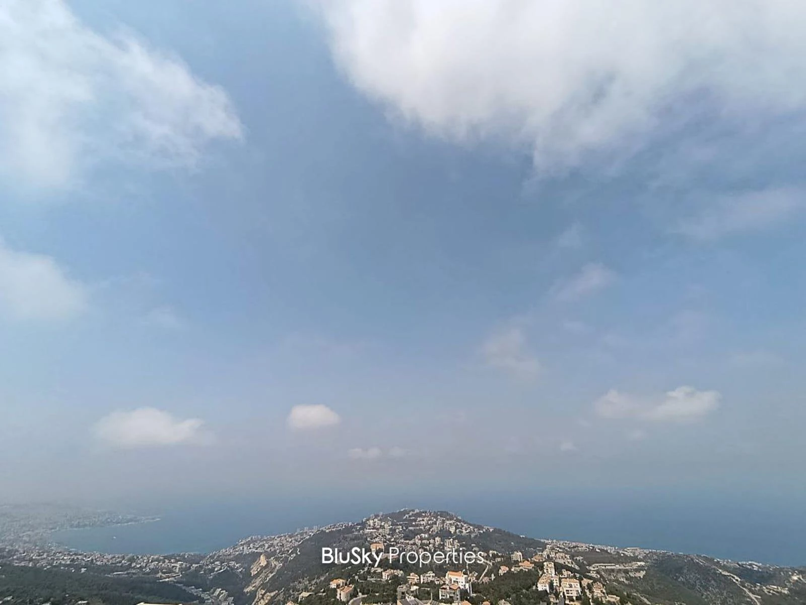 Apartment 225m² Sea View for Sale in Kfour — الصورة 2