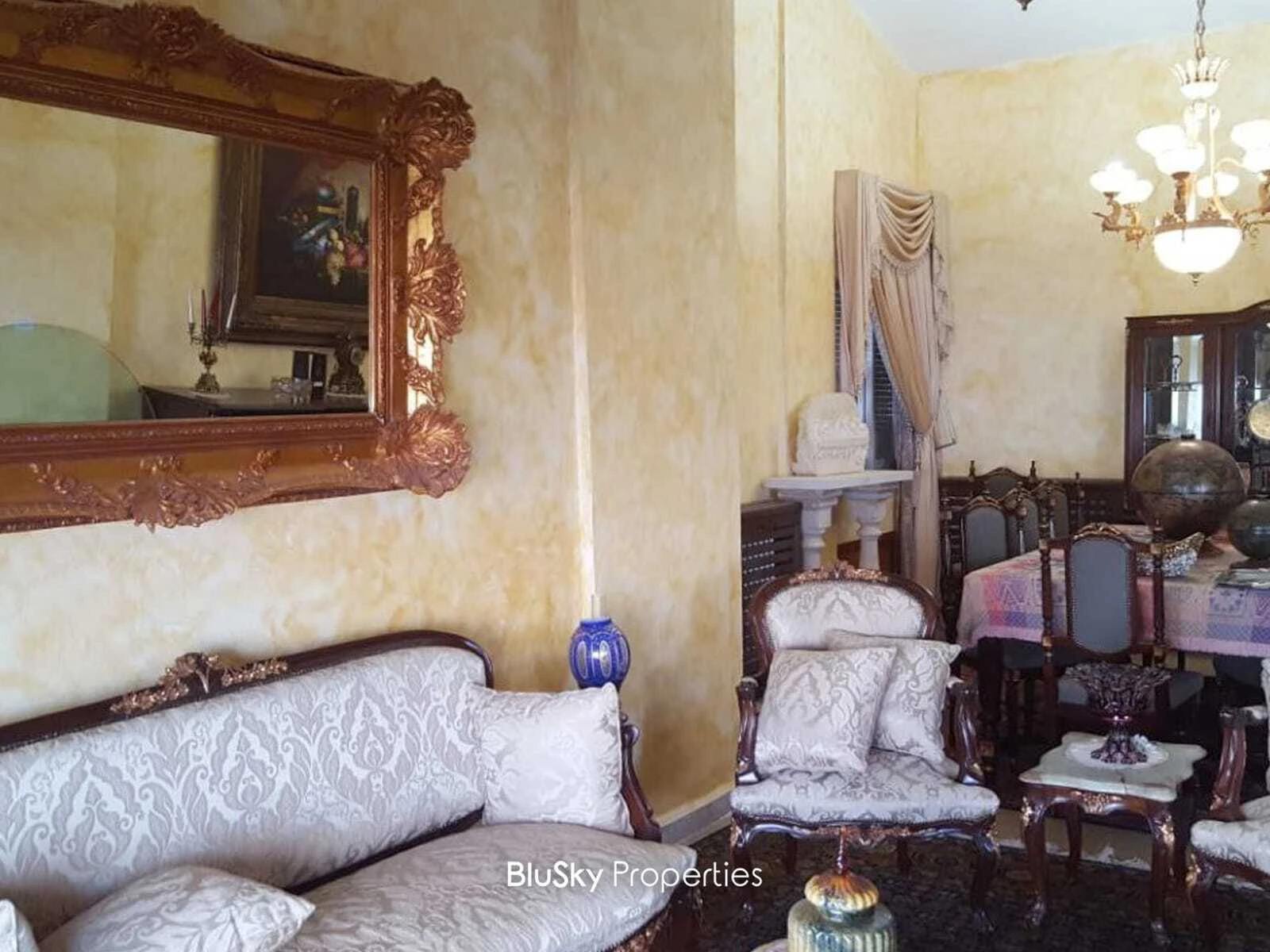 Apartment 300m² Sea View for Sale in Kfour — photo 4