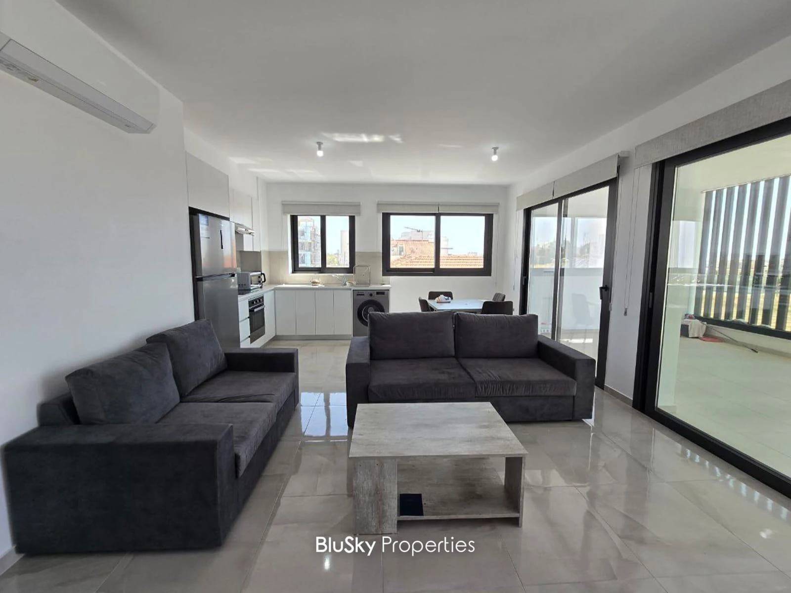 Apartment 112m² Balcony for Rent in Larnaca — الصورة 4