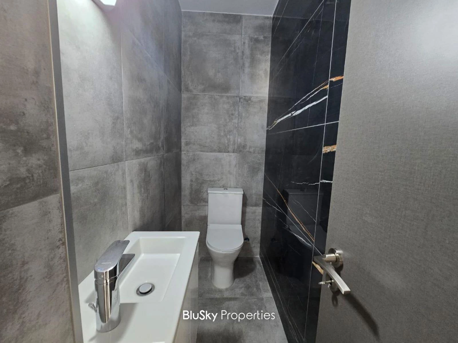 Apartment 60m² for Sale in Larnaca — الصورة 4