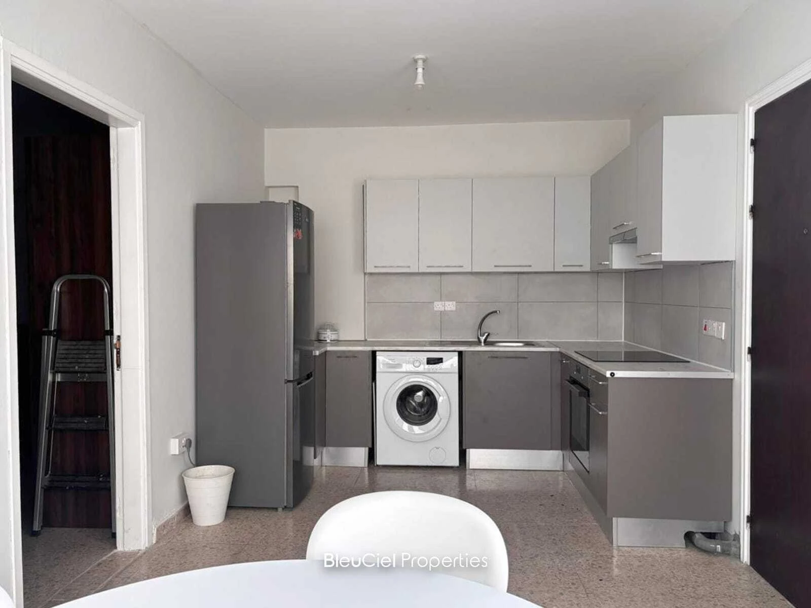 Apartment 75m² Terrace for Sale in Larnaca — photo 4