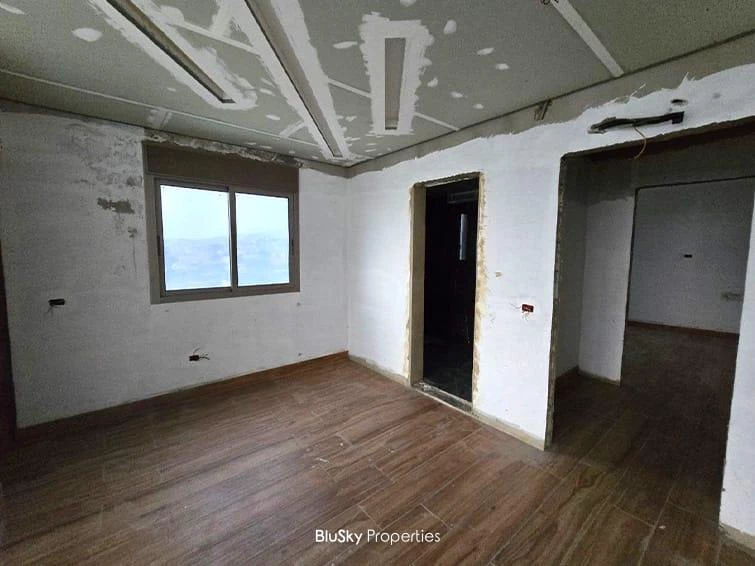 Apartment 220m² Terrace for Sale in Louaizeh — الصورة 4