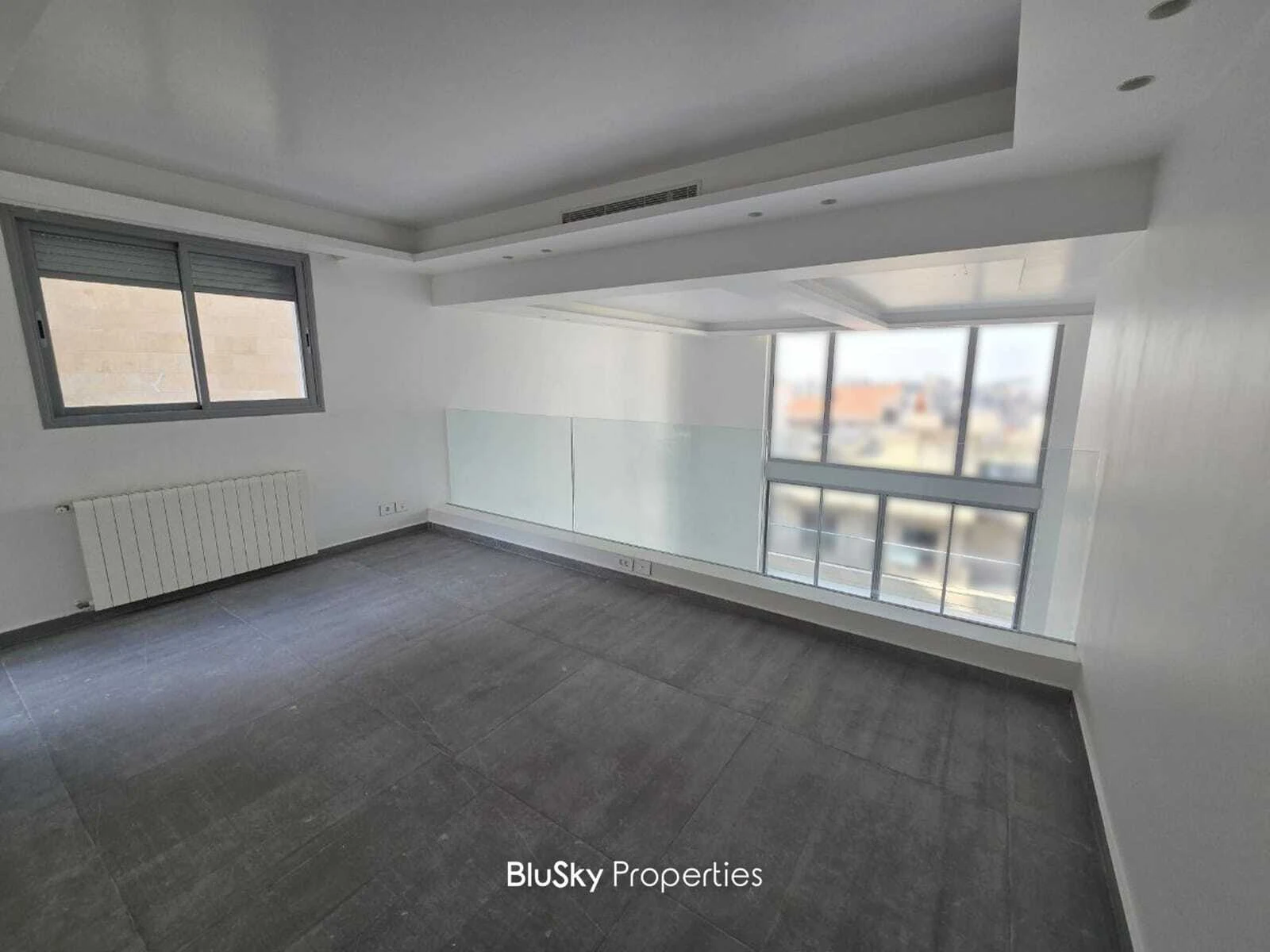 Duplex 240m² City View for Rent in Louaizeh — photo 4