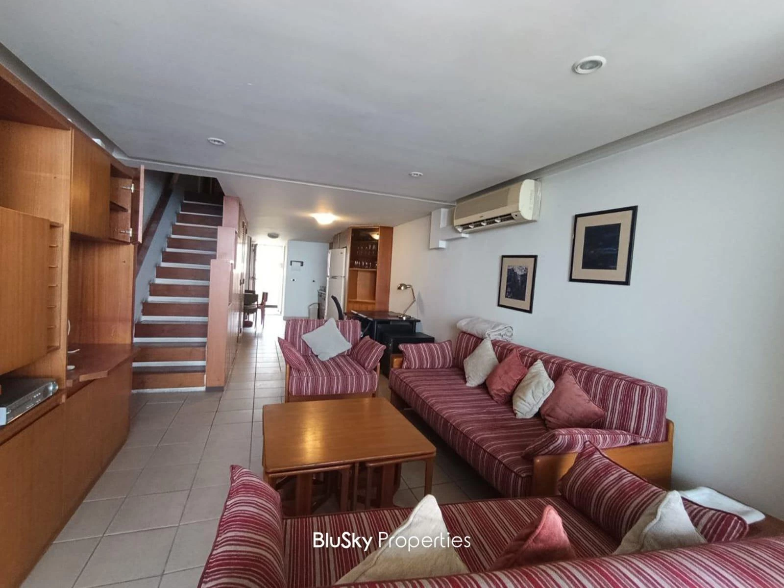Apartment 95m² Sea View for Sale in Maameltein