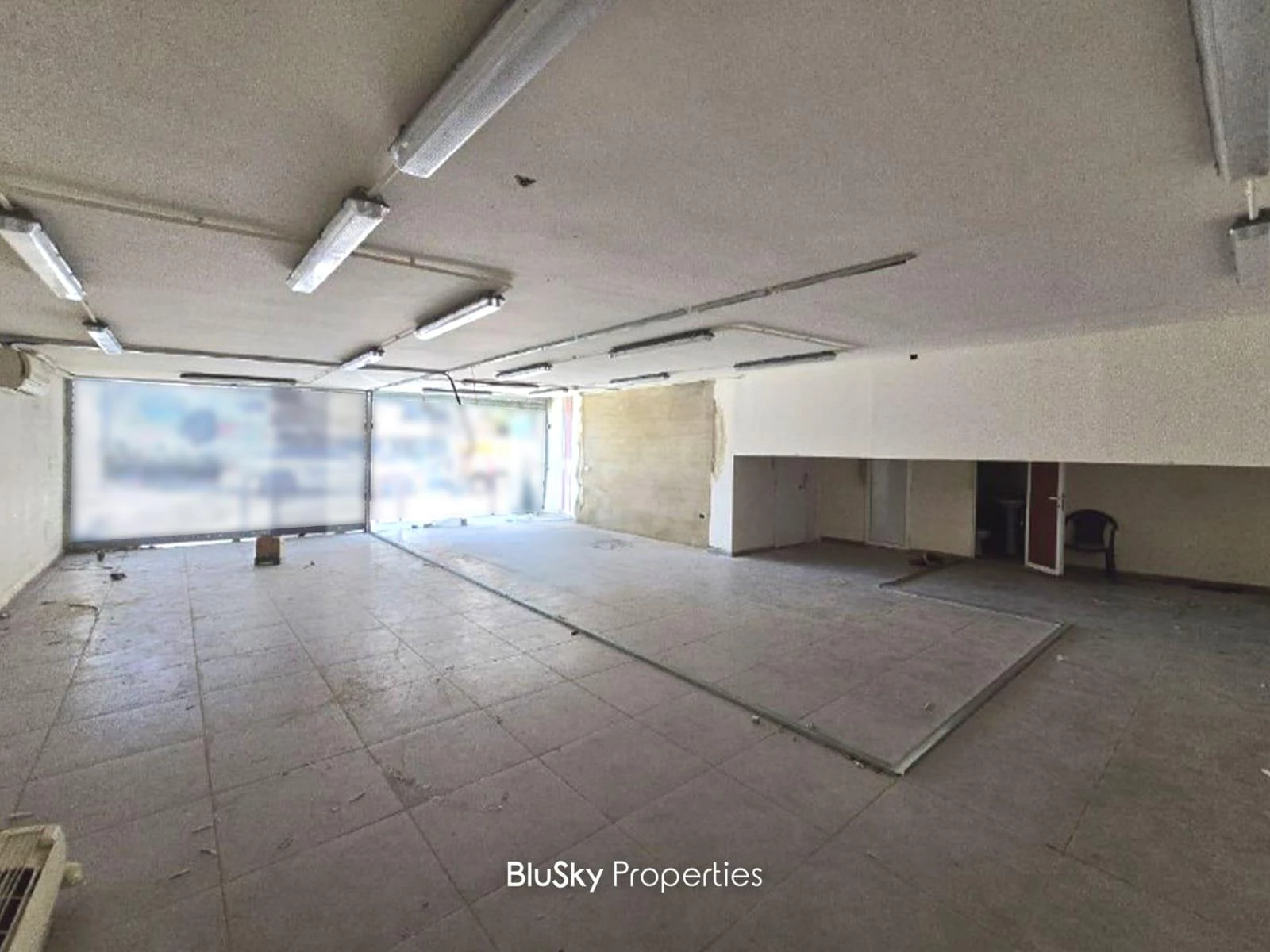 Shop 100m² for Rent in Mansourieh — الصورة 3