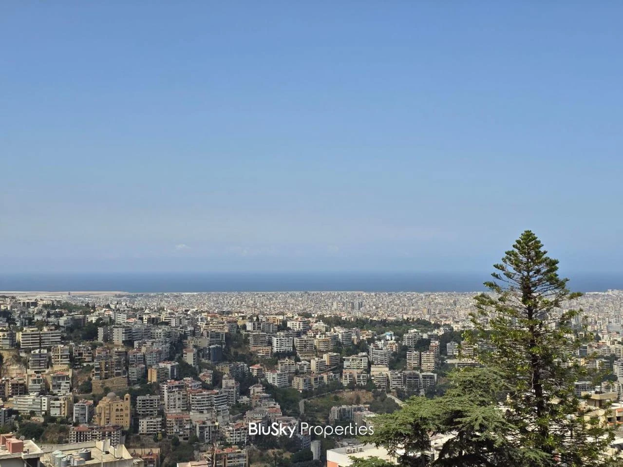 Apartment 100m² Terrace for Rent in Mansourieh — photo 3