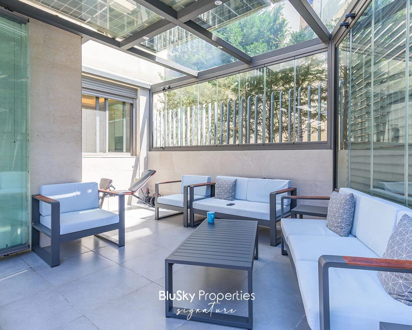 Apartment 100m² with Terrace for Sale in Mansourieh — photo 2