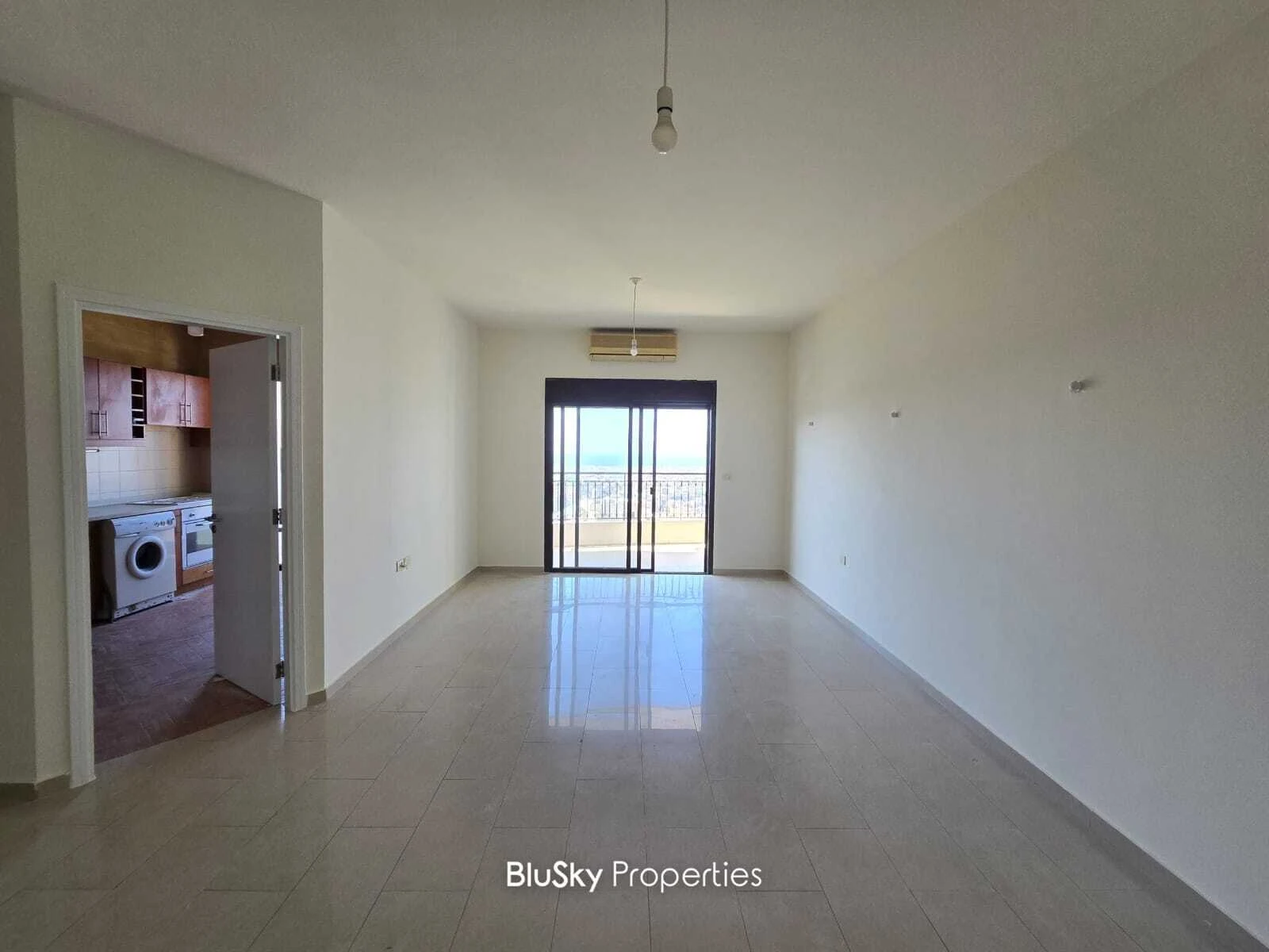 Apartment 110m² Sea View for Rent in Mansourieh — الصورة 5