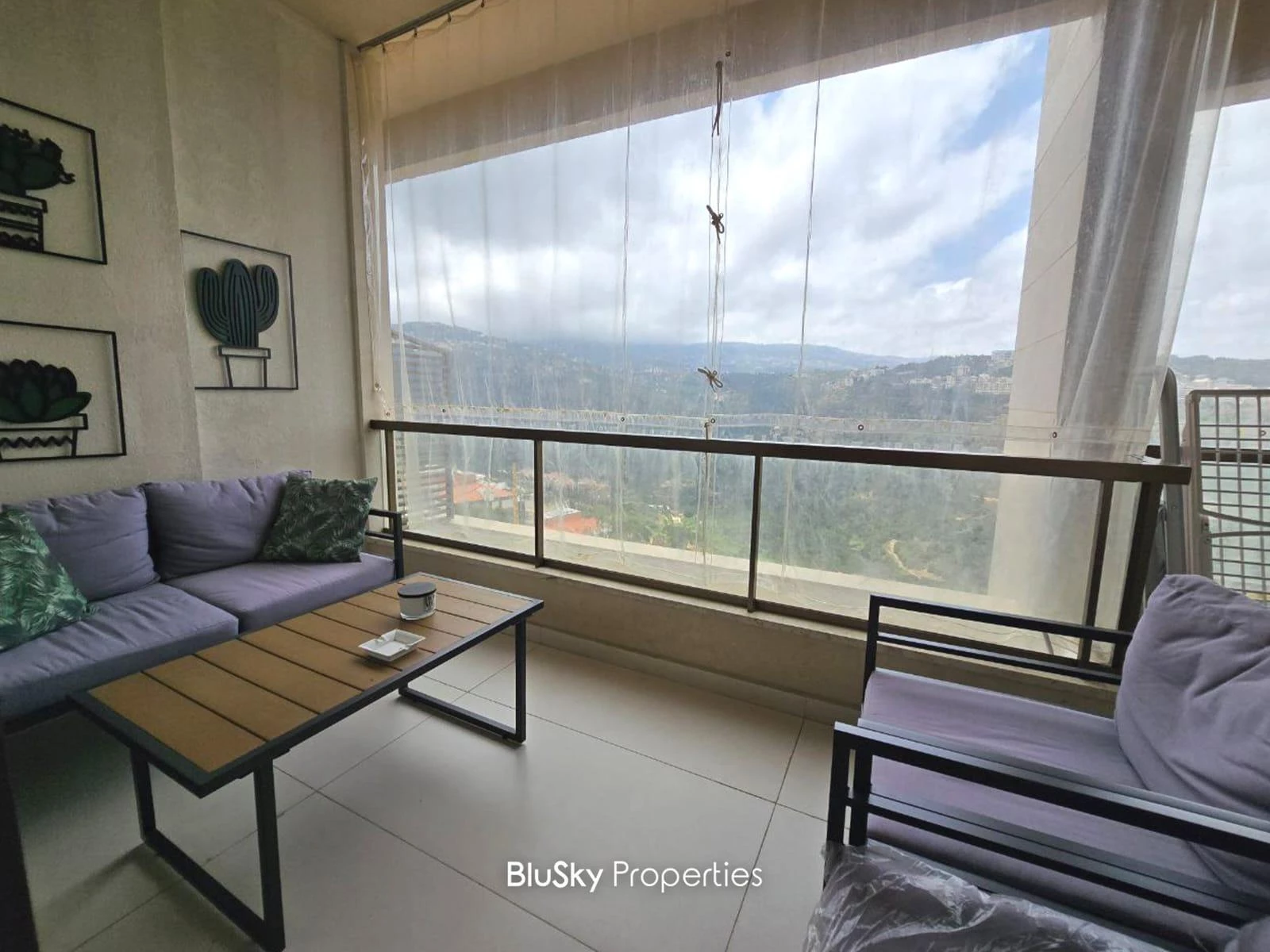 Apartment 110m² Mountain View for Sale in Mansourieh — photo 2
