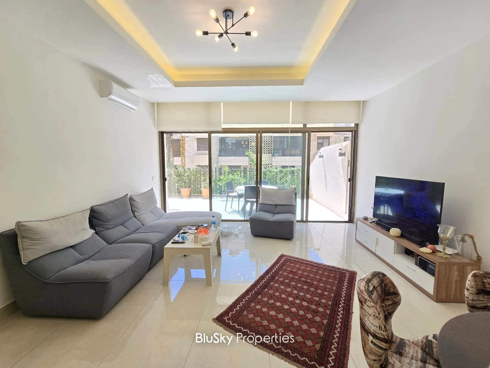 Apartment 130m² with Terrace for Sale in Mansourieh — الصورة 3