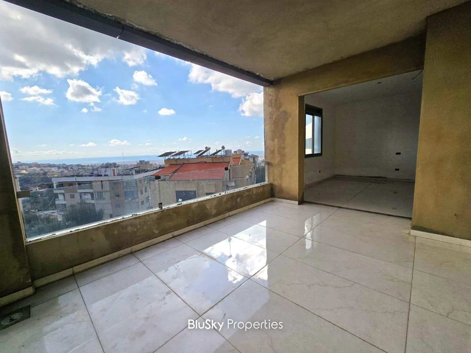 Apartment 140m² Sea View for Sale in Mansourieh — photo 2