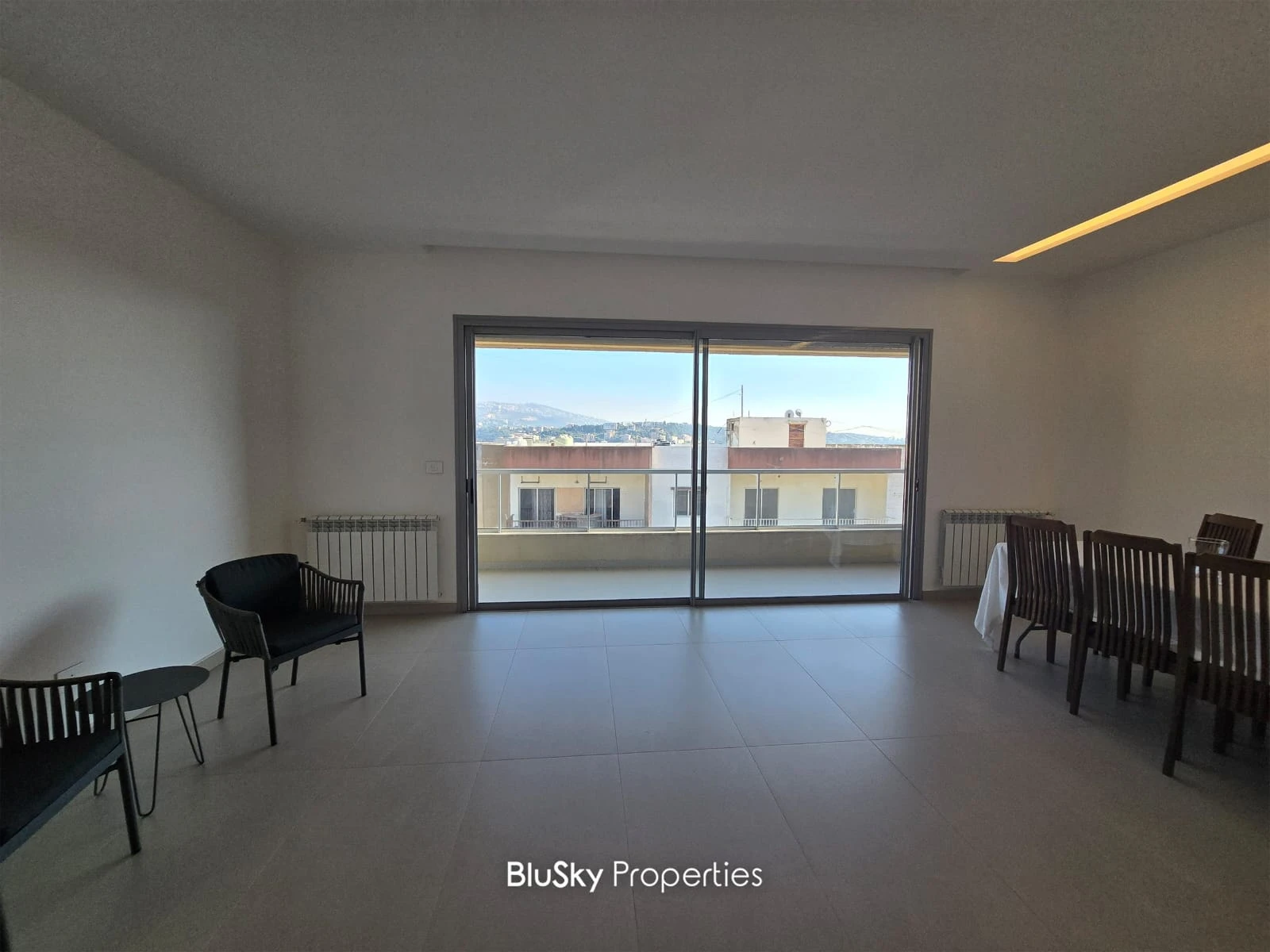 Apartment 150m² with Mountain View for Rent in Mansourieh