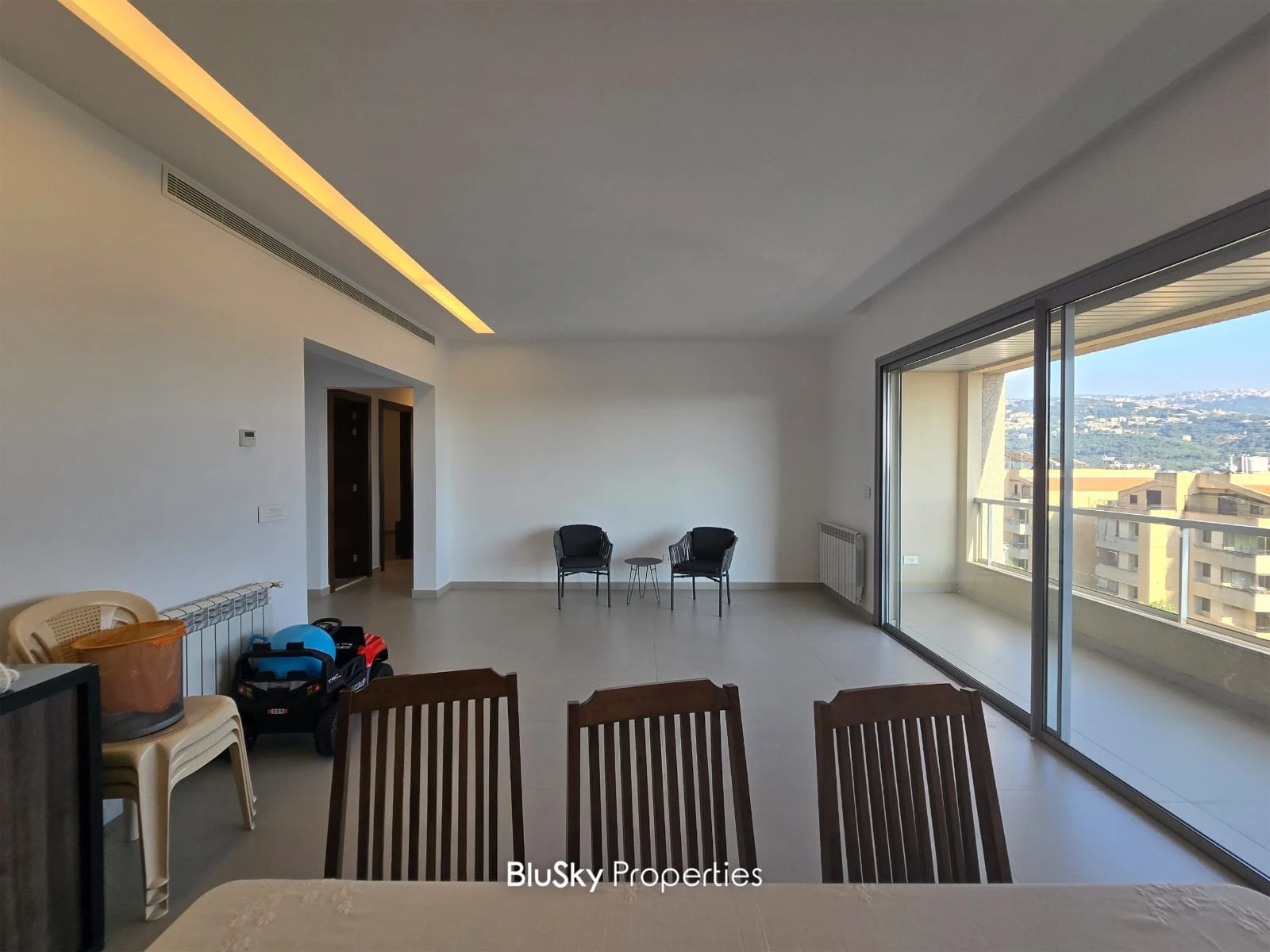 Apartment 150m² with Mountain View for Rent in Mansourieh — الصورة 3