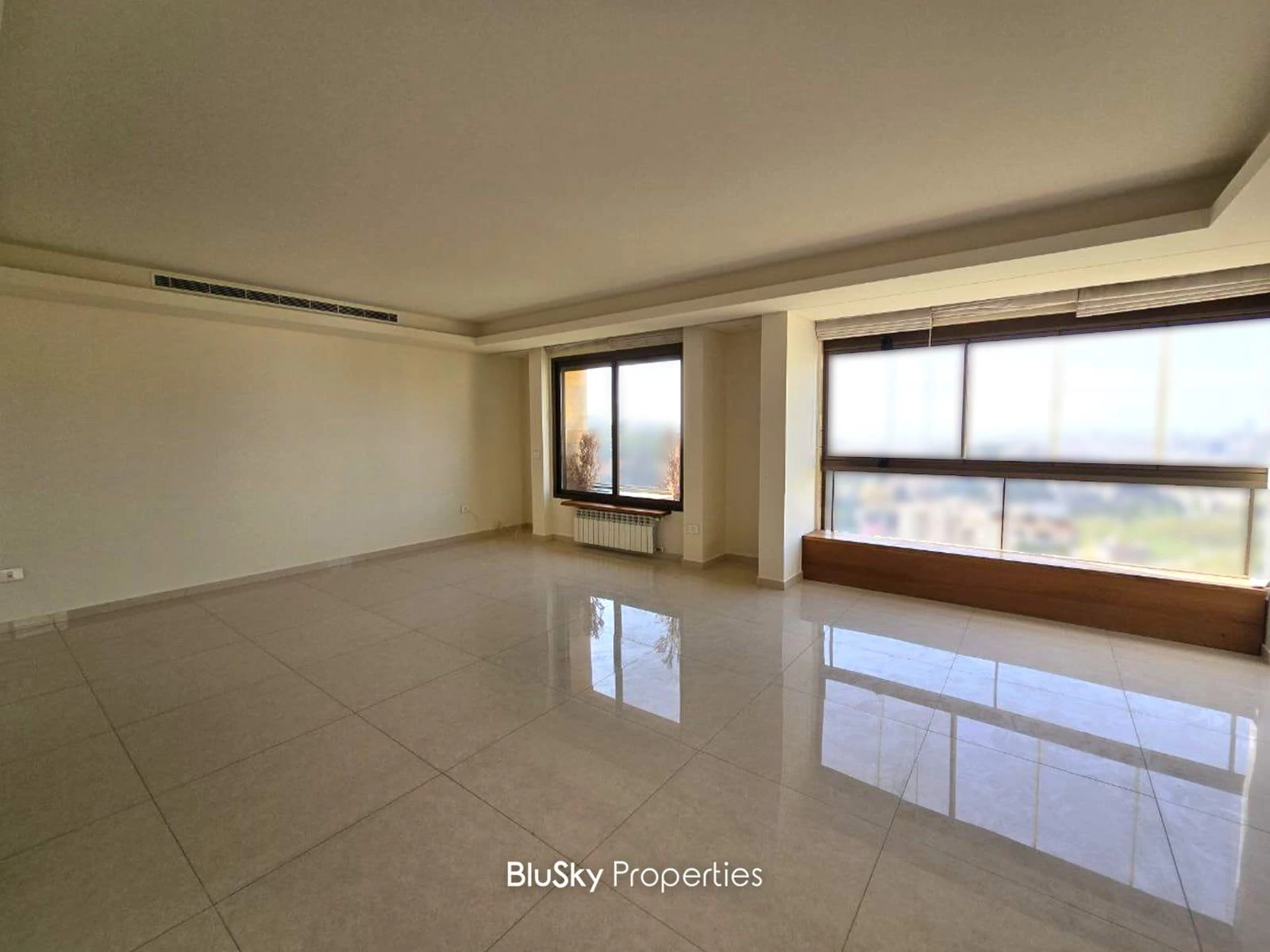 Apartment 150m² Sea View for Rent in Mansourieh — photo 2