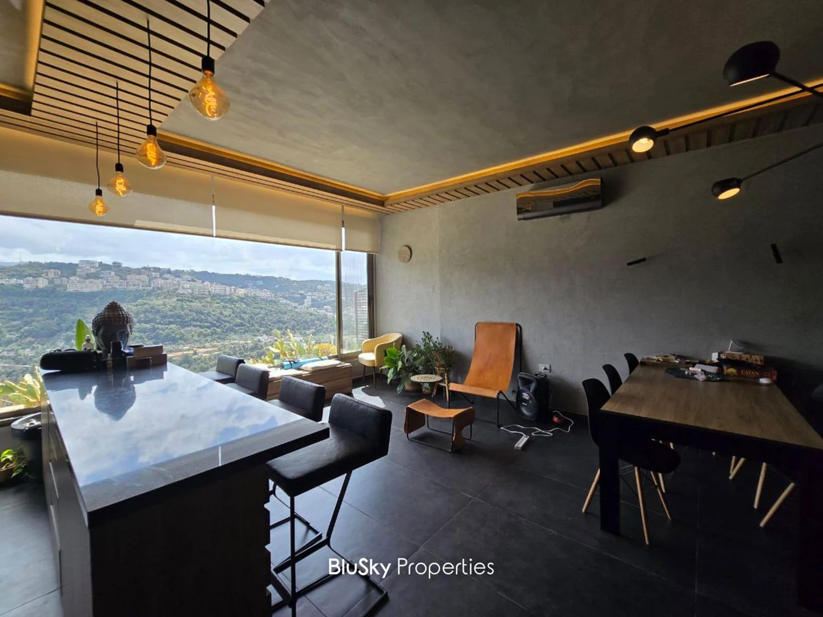 Apartment 150m² Terrace for Rent in Mansourieh