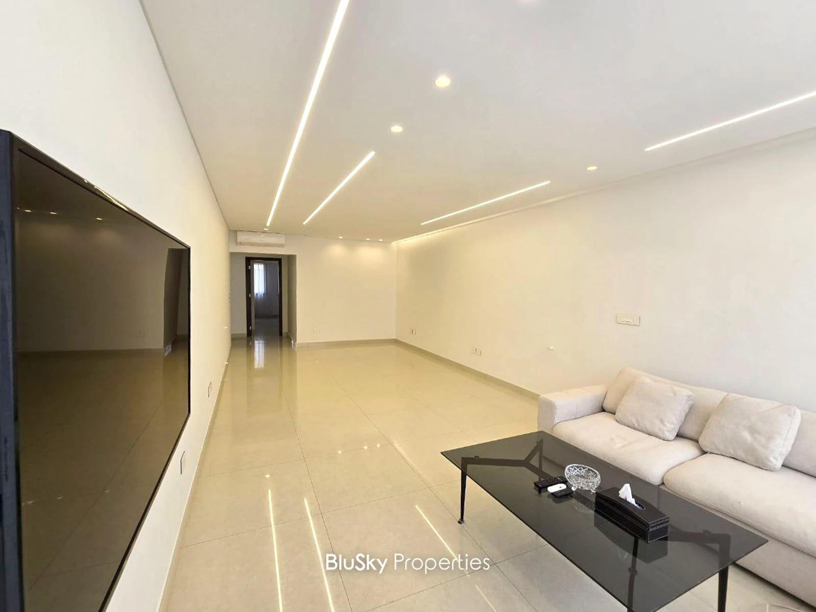 Apartment 150m² Mountain View for Rent in Mansourieh — photo 2