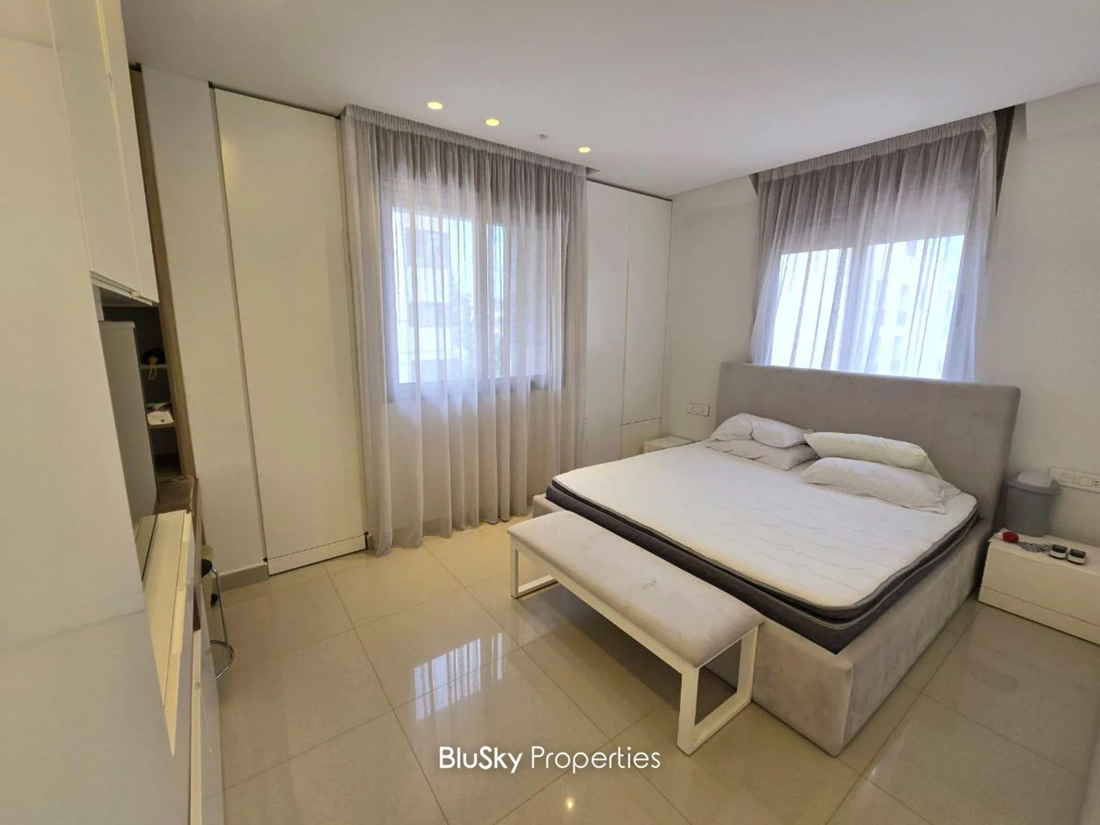 Apartment 150m² Mountain View for Rent in Mansourieh — photo 4