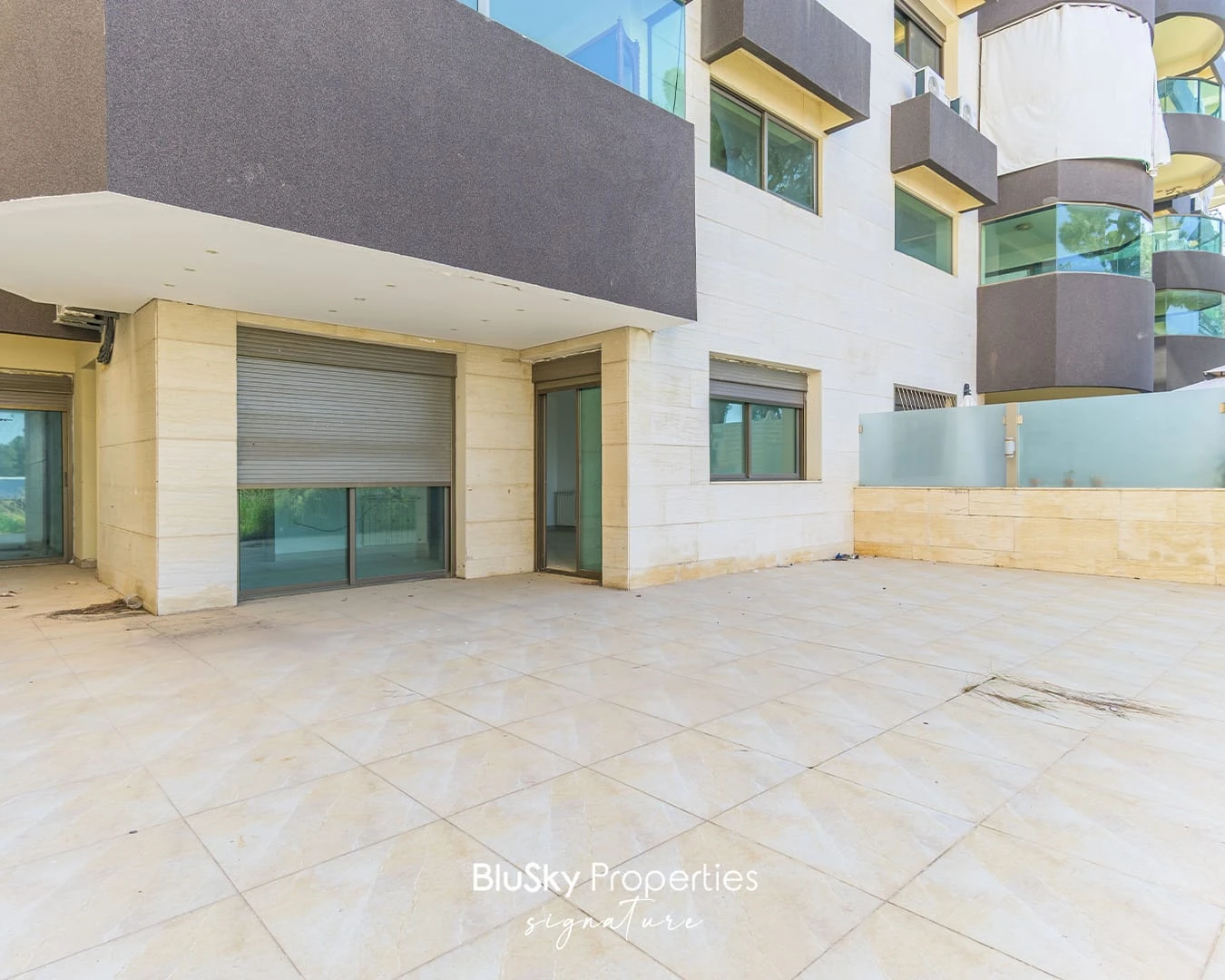 Apartment 170m² with Terrace for Sale in Mansourieh — photo 2