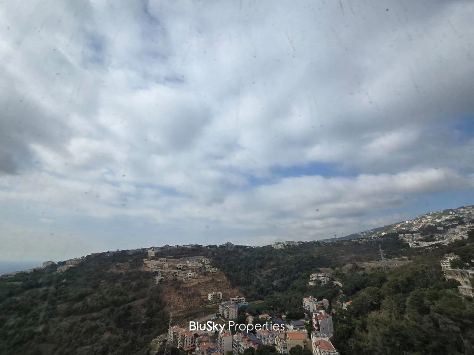 Apartment 178m² Sea View for Rent in Mansourieh — الصورة 3