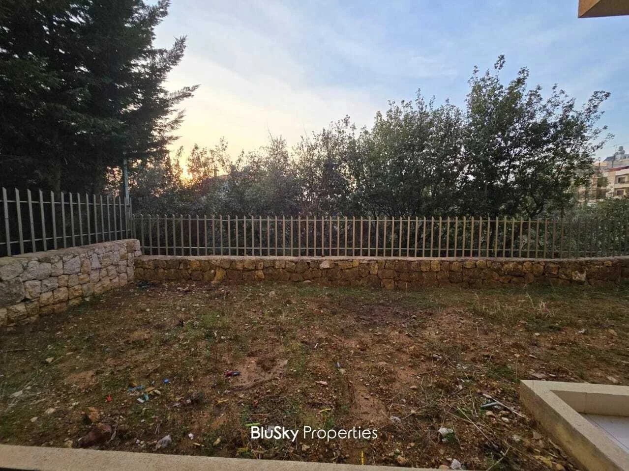 Apartment 180m² Garden for Sale in Mansourieh — الصورة 3