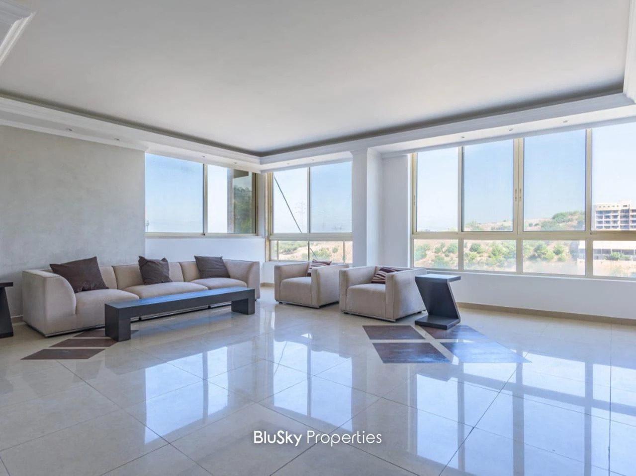 Apartment 200m² Mountain View for Rent in Mansourieh