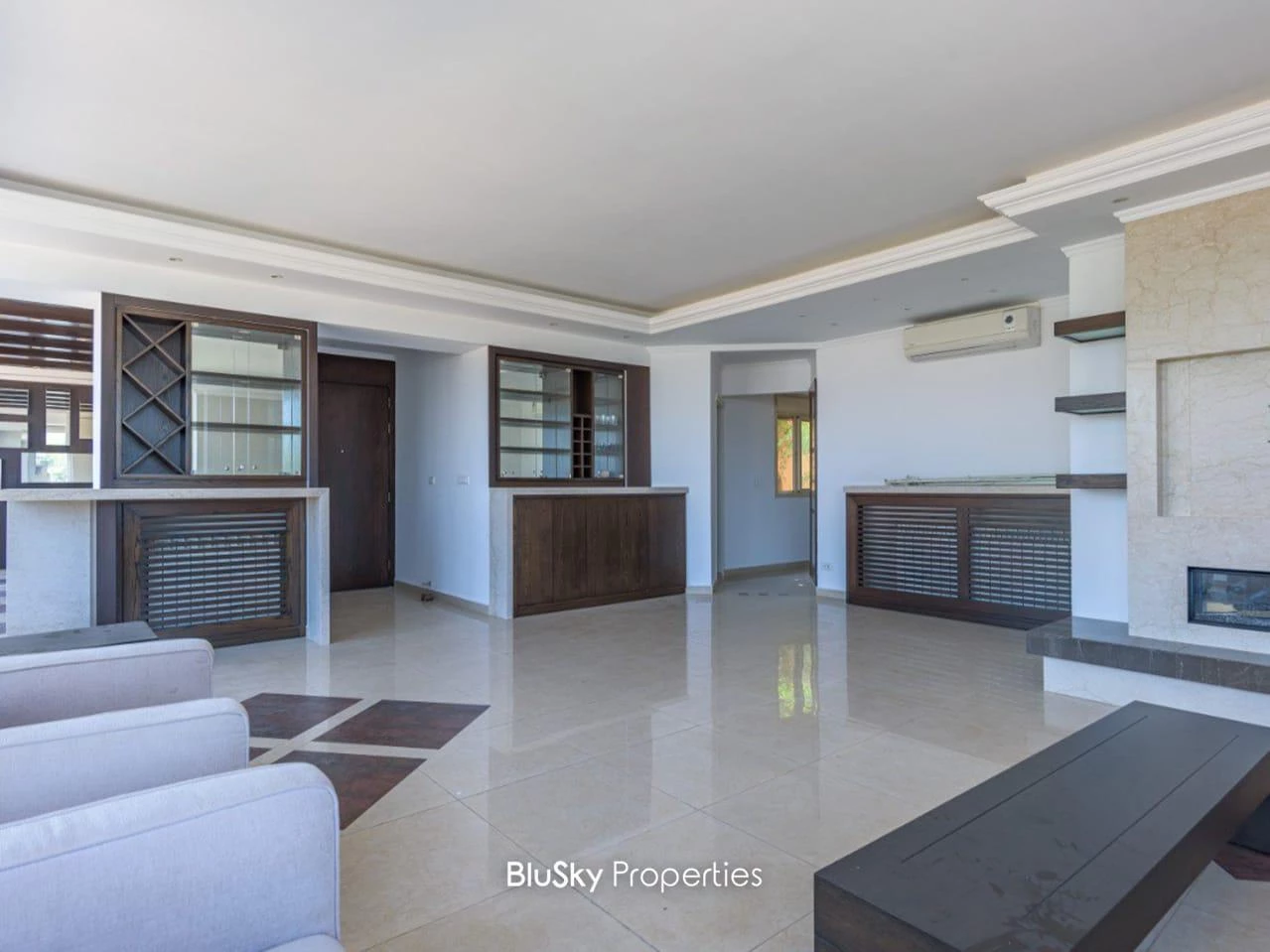 Apartment 200m² Mountain View for Rent in Mansourieh — الصورة 3