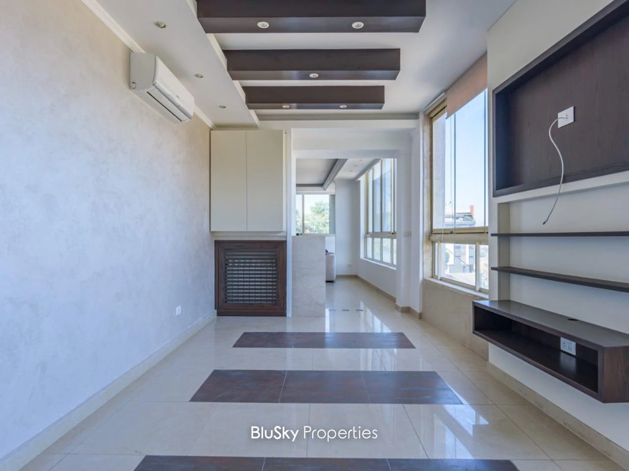 Apartment 200m² Mountain View for Rent in Mansourieh — الصورة 5