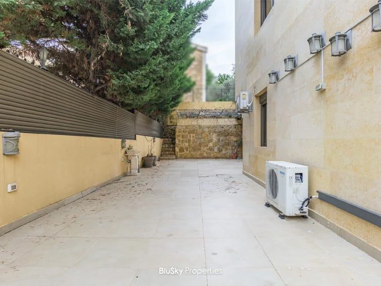 Apartment 200m² + Terrace for Sale in Mansourieh — photo 2