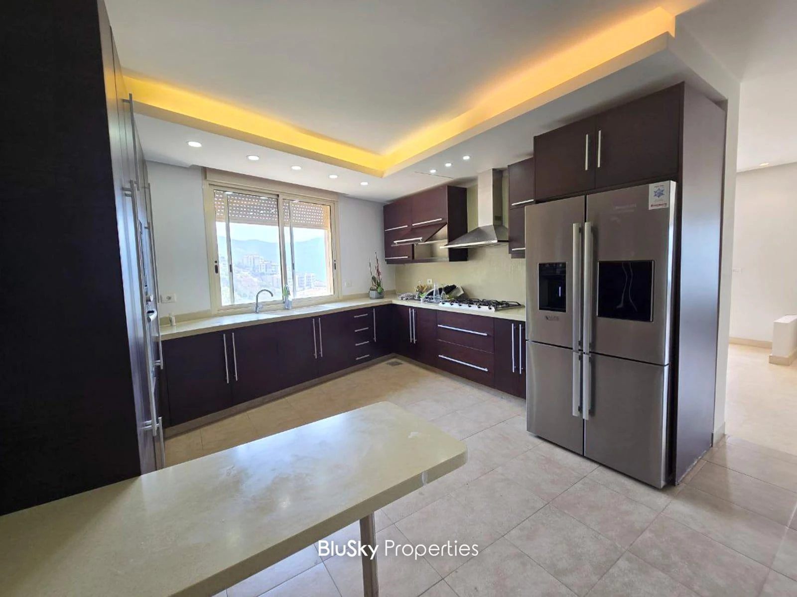 Apartment 200m² Balcony for Sale in Mansourieh — photo 4