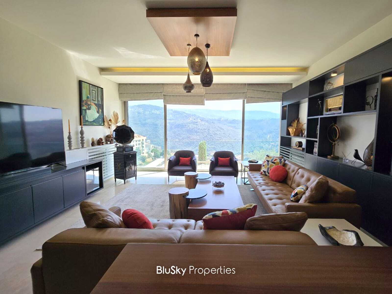 Apartment 200m² Mountain View for Sale in Mansourieh