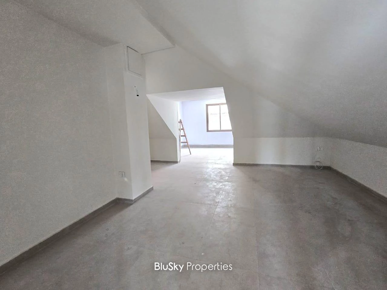 Duplex 200m² Terrace for Sale in Mansourieh — photo 5