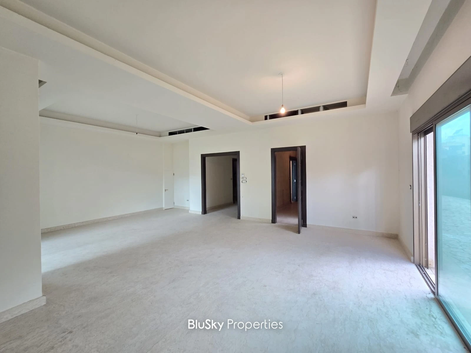 Apartment 207m² with Terrace for Sale in Mansourieh — photo 4