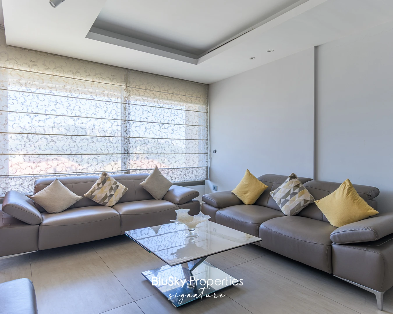 Duplex 220m² with Terrace for Rent in Mansourieh — photo 5