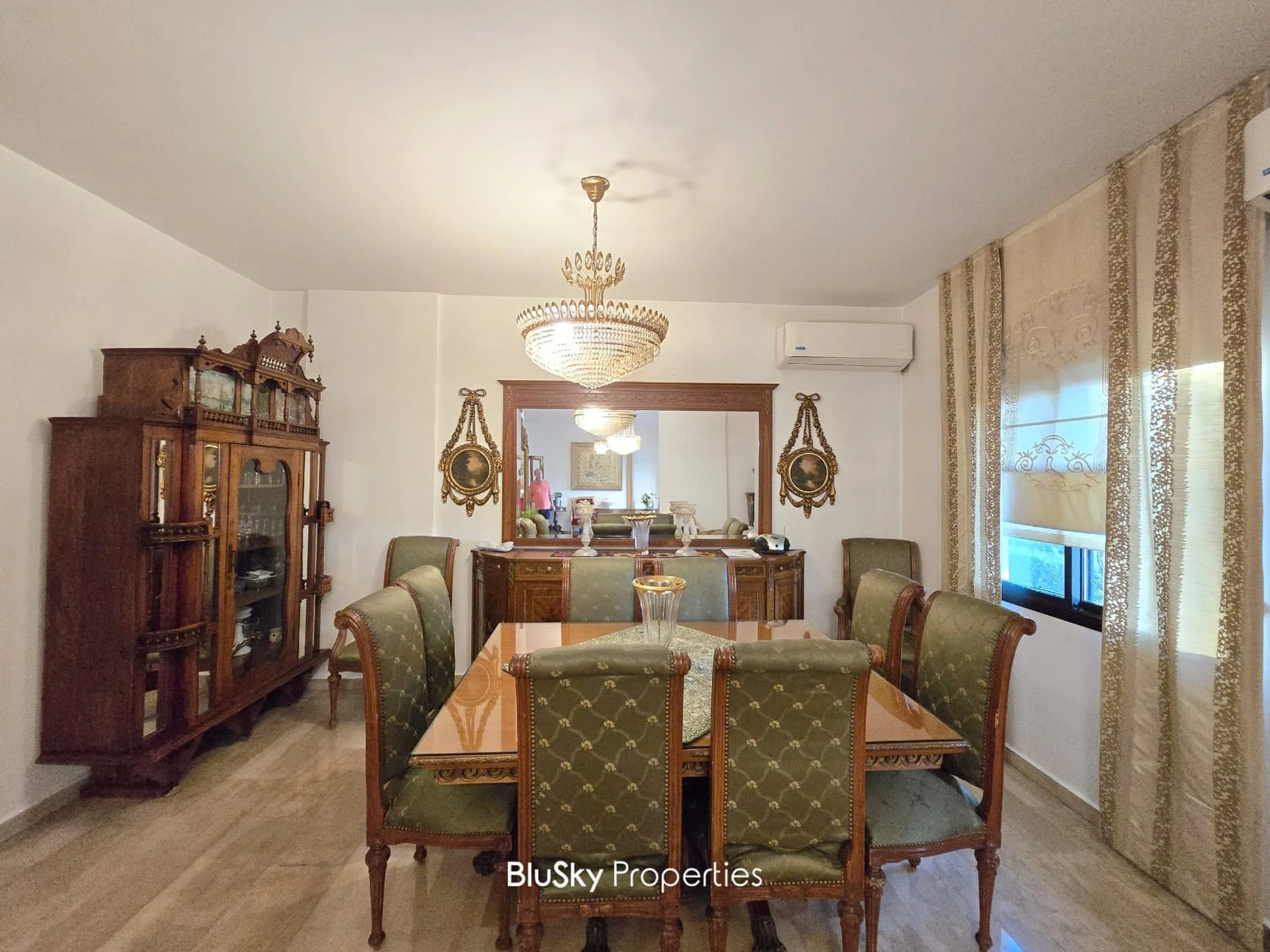 Apartment 225m² for Rent in Mansourieh — الصورة 4