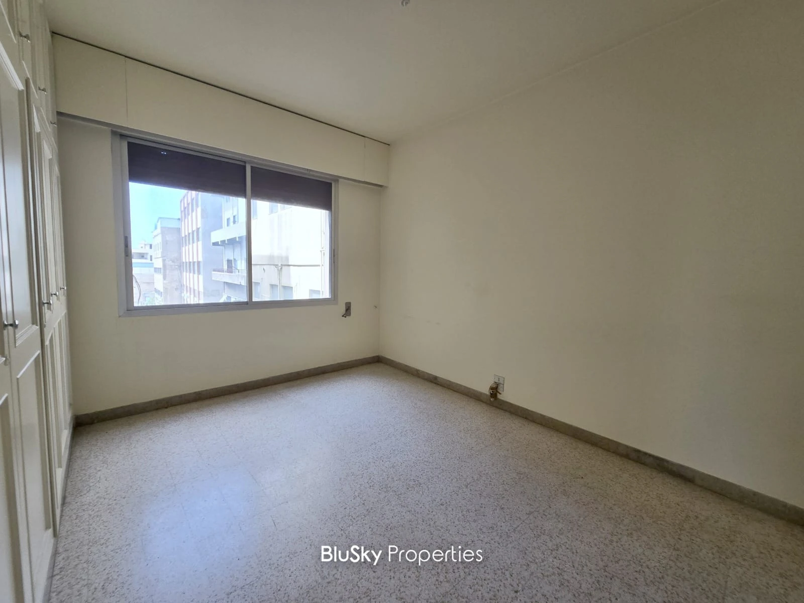 Apartment 240m² with Mountain View for Sale in Mansourieh — photo 5