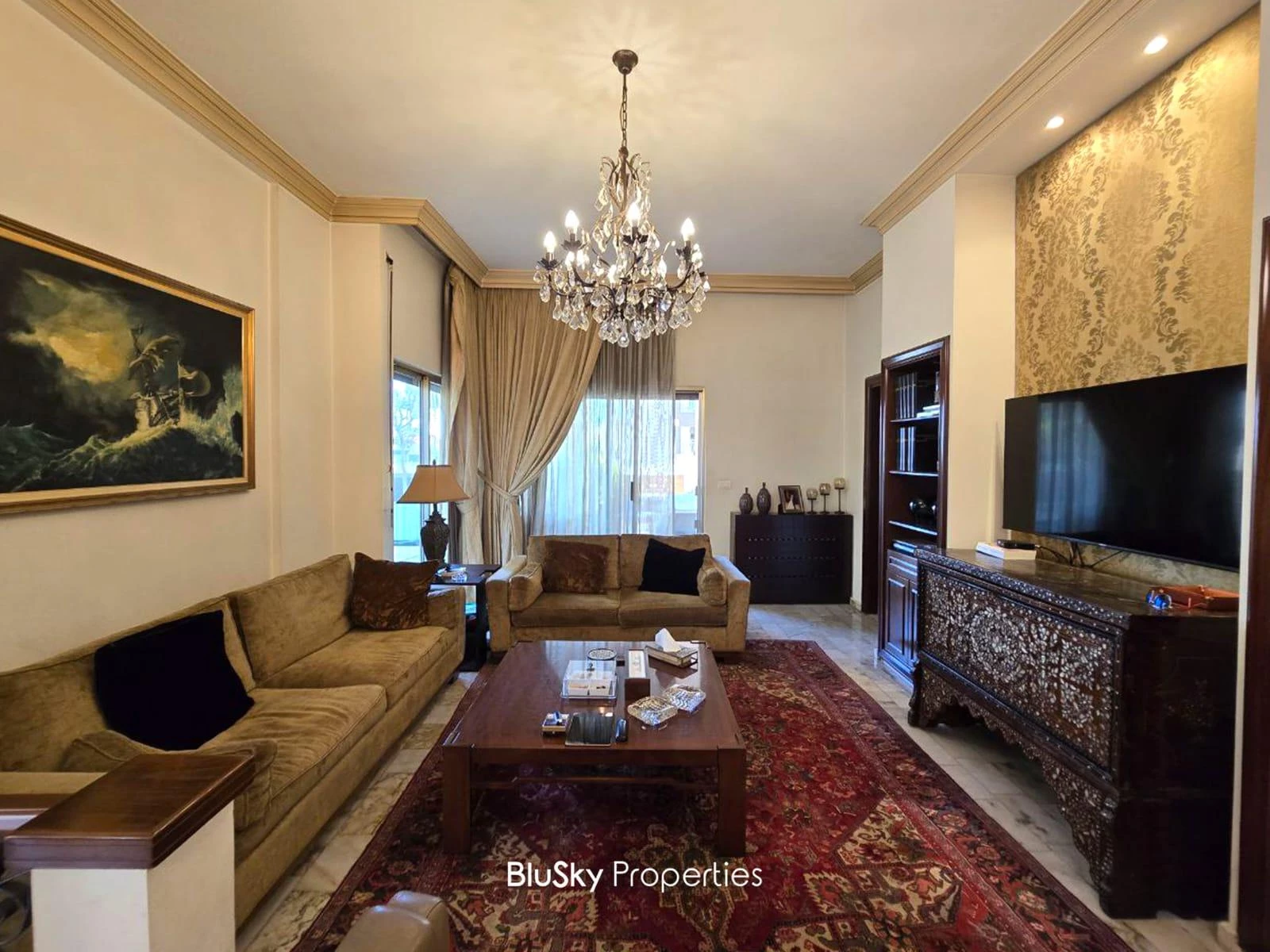 Apartment 240m² Terrace for Sale in Mansourieh — الصورة 3