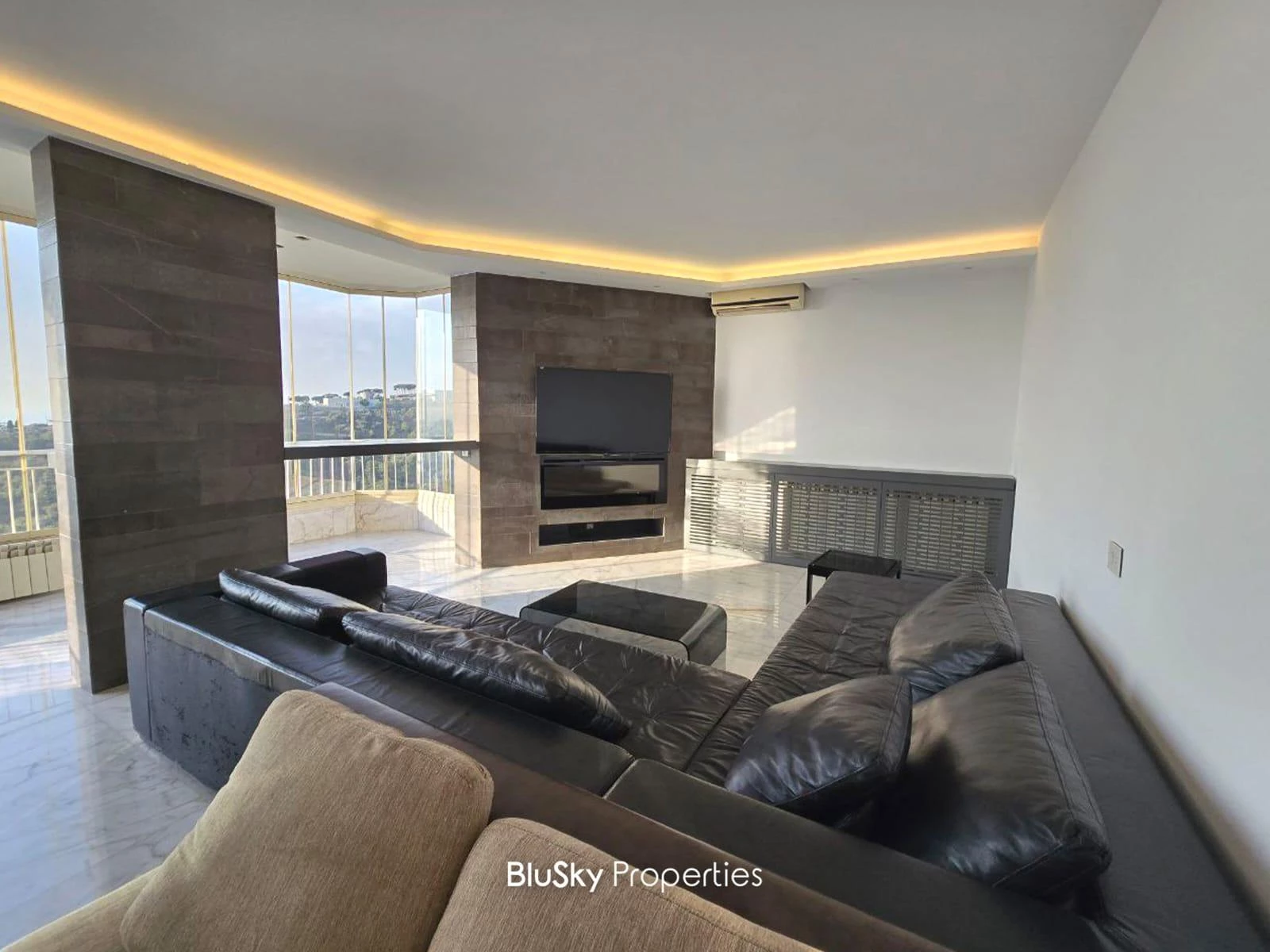 Duplex 260m² Terrace for Rent in Mansourieh — الصورة 3