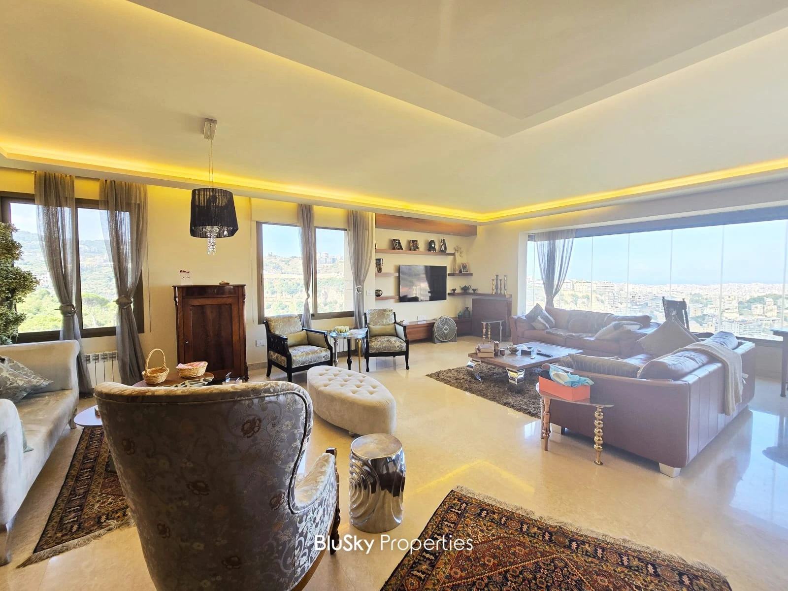 Duplex 300m² with Sea View for Sale in Mansourieh